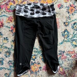 Lululemon capris leggings